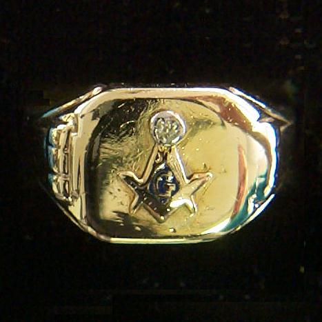 Gold Ring with Diamond